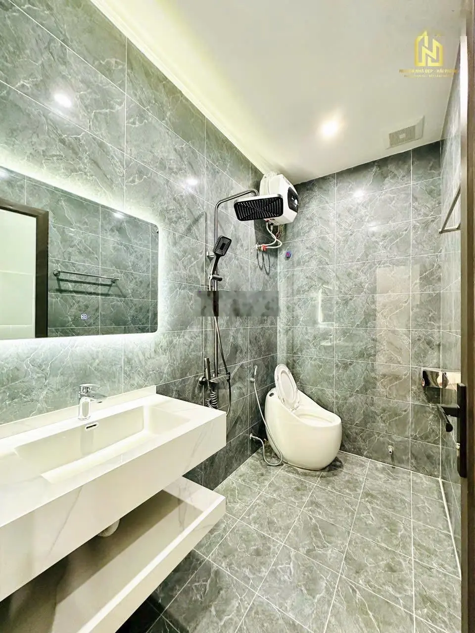Bán nhà ngô quyền, đường đông khê, 50m2x 4tầng, xây mới độc lập,giá chỉ 3,55 tỷ