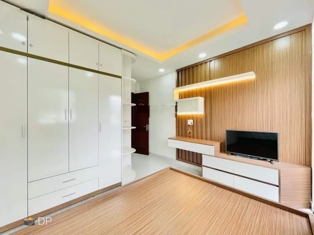 Bán nhà MT đường Số 9 ngay chợ Tân Mỹ Q7 - 80m2 gồm 5 tầng 4PN - nhà mới đẹp - tài chính 12 tỷ
