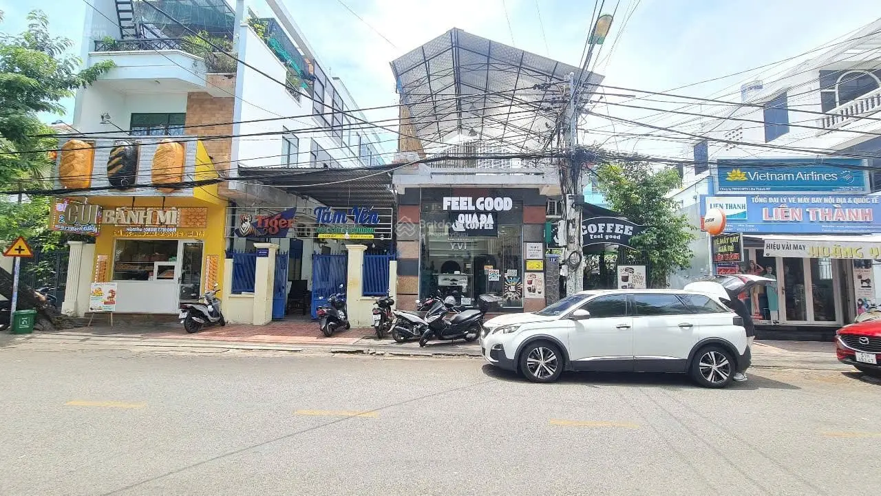Bán Nhà Mặt Tiền đường Bạch Đằng - Giá 43 Tỷ - Ngang 8.3m. Nha Trang