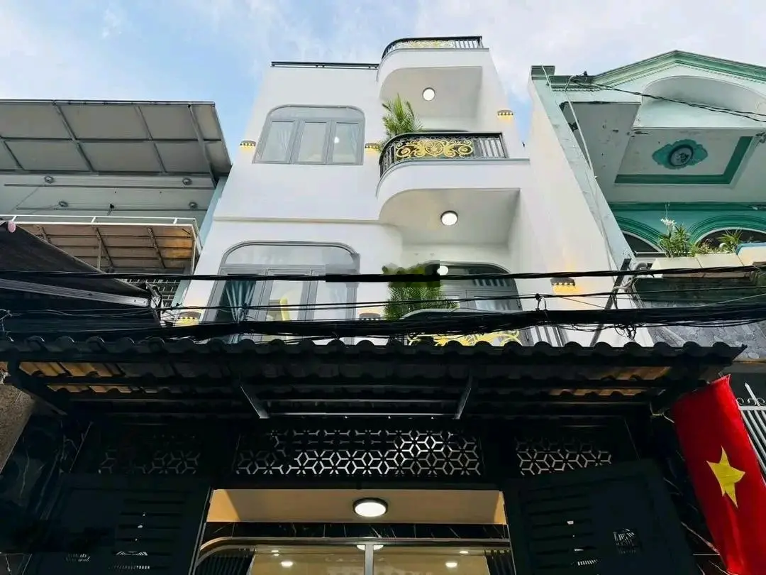 Cần bán căn nhà đẹp giá tốt Phan Chu Trinh - P. 12 - Bình Thạnh, cho thuê 24tr, giá 3tỷ270/75,4m2