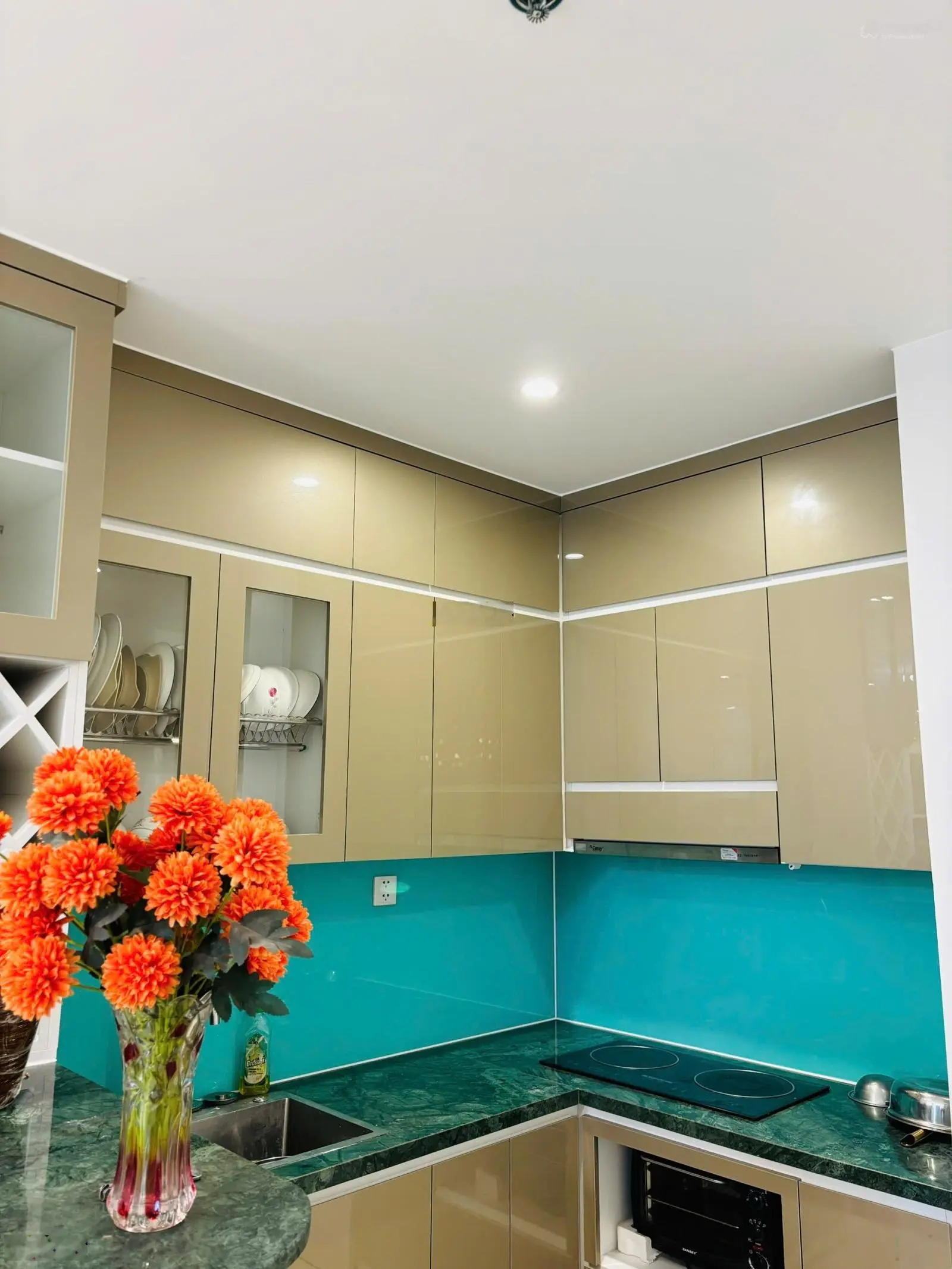 Bán căn 3PN, 81m2 tặng full NT đẹp khu Origami tại Vinhomes Grand Park Quận 9