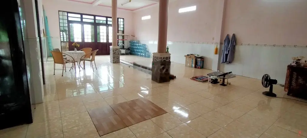 BÁN NHÀ MẶT TIỀN, THUẬN TIỆN KINH DOANH
