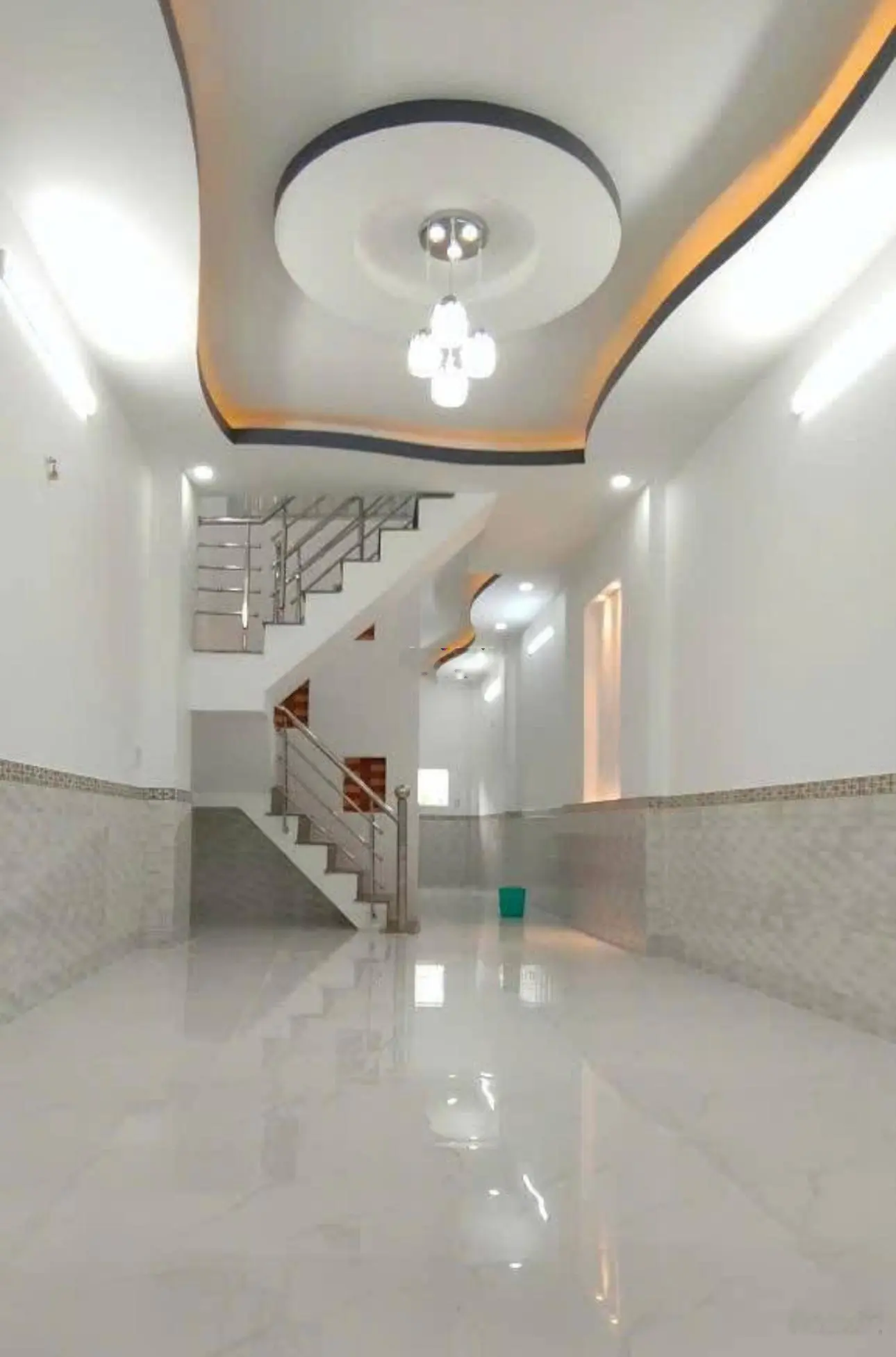 Gấp! Kẹt tiền bán lỗ nhà hẻm 4m đường Huỳnh Mẫn Đạt, Quận 5. DT 109m2