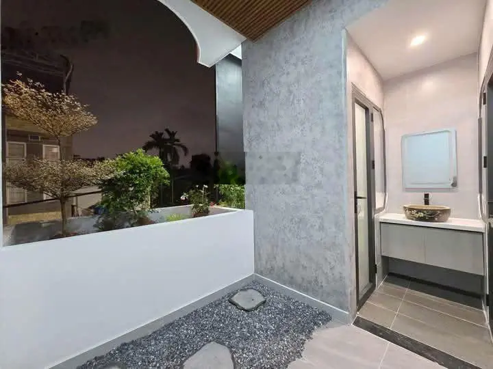 Định cư úc cần bán nhà bà hạt, quận 10-giá:3.2tỷ/76.8m2(4.8x16m). sổ sẵn. đang cho thuê 24 triệu