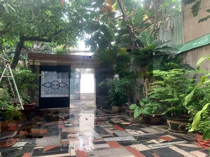 Villa cổ điển 2 tầng, đường nhựa xe tải tránh nhau, gần gigamall, 407m2, chỉ 35 tỷ.