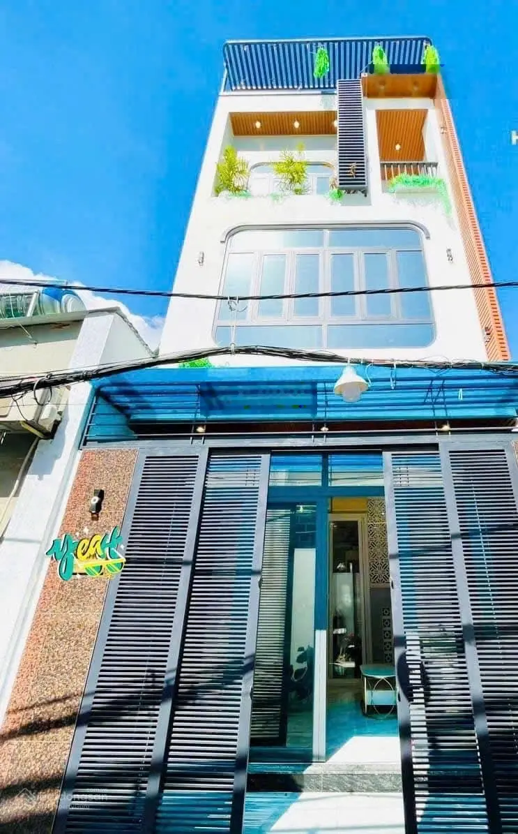 Bán gấp căn nhà mt huỳnh tấn phát, quận 7, giá 6 tỷ 7,dt 70m2, sổ sẵn.