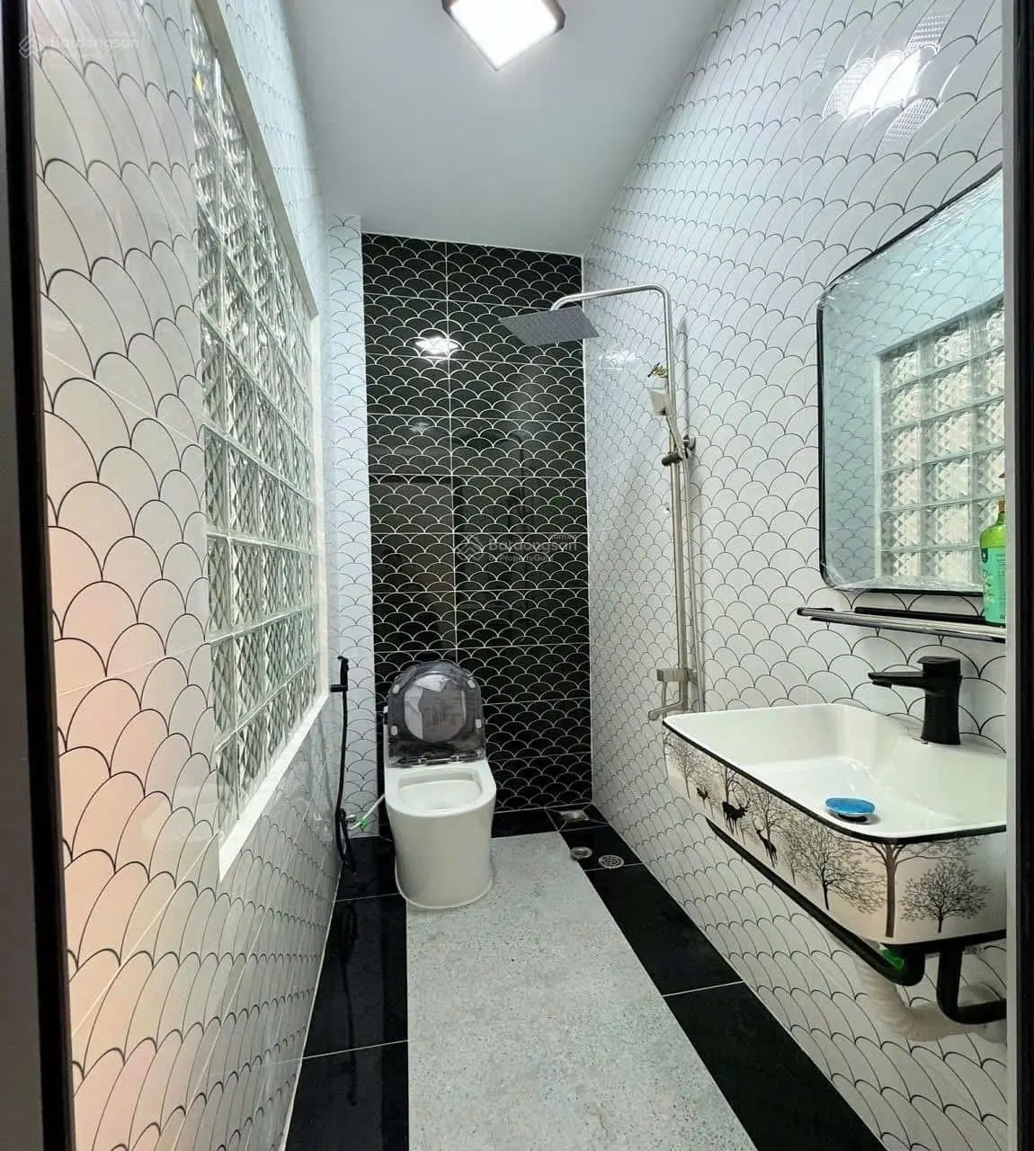 Siêu hiếm hẻm 1/ đường Hoàng Diệu P.4 Q.4 48m2 3PN SHR sẵn nội thất