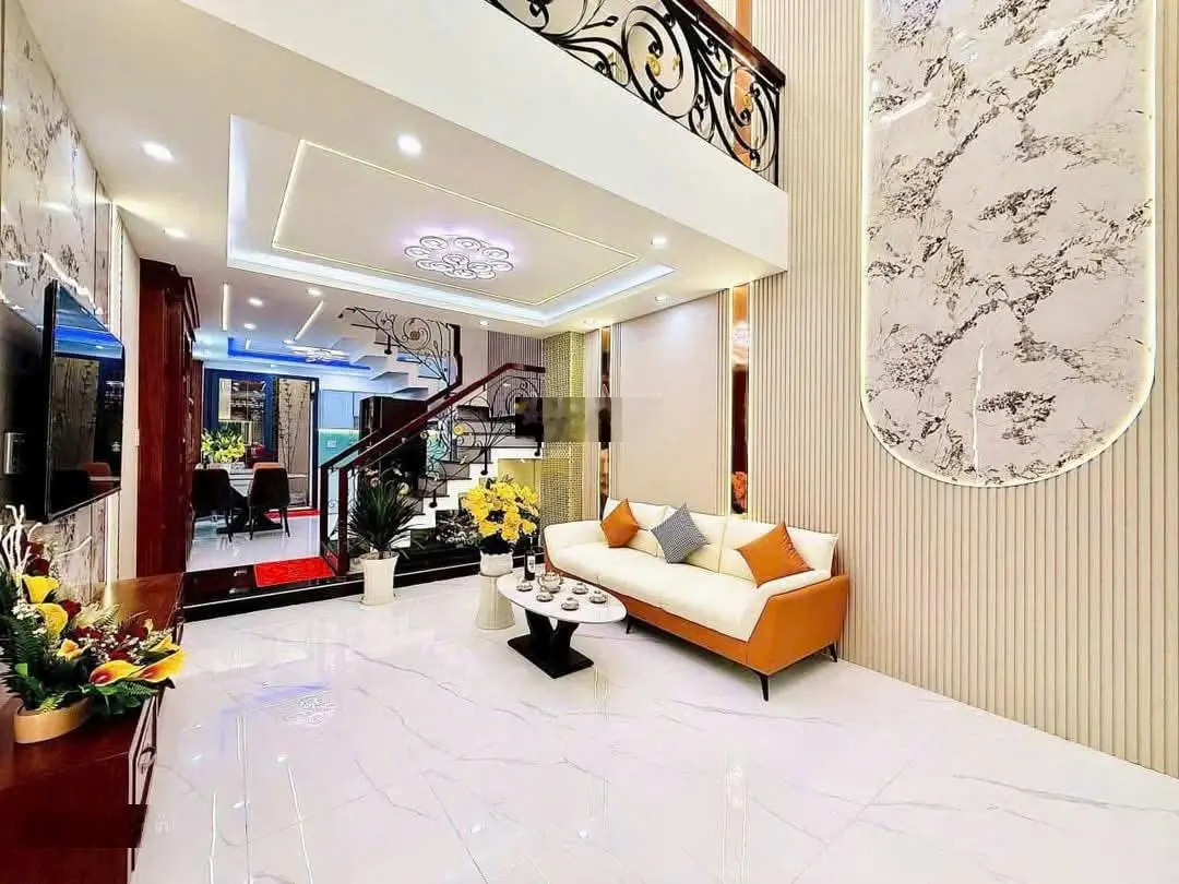 Chủ cần bán gấp nhà hẻm ô tô Phạm Văn Chiêu Gò Vấp 56m2, 1 trệt 3 lầu 5PN 6WC giá 2ty950, SHR