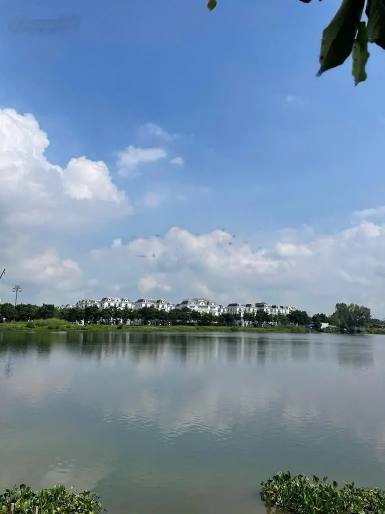 BÁN NHÀ THẠCH BÀN- VIEW HỒ- GẦN CHỢ DÂN -AN NINH- TRƯỜNG HỌC 1, 2,3 XUNG QUANH - 32M5T- NHỈNH 4 TỶ