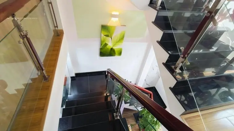 Nhà mới đẹp 3PN 3WC mặt tiền đường 7m rộng rãi. Lên cao tốc chỉ 1km 25ph di chuyển vào trung tâm Q1