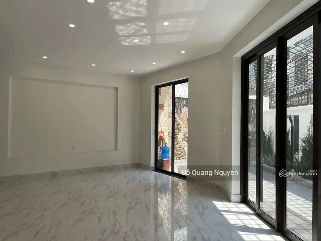 Biệt thự Văn Quán - 135m2 - 16.8 tỷ vị trí lô góc - văn phòng kinh doanh - ở cũng sướng