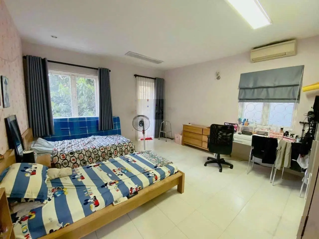 Lô góc 2 MT HXH cạnh khu đô thị Phú Mỹ Hưng - ngang lớn 6m 108m2 - thiết kế hiện đại 4T - SHR