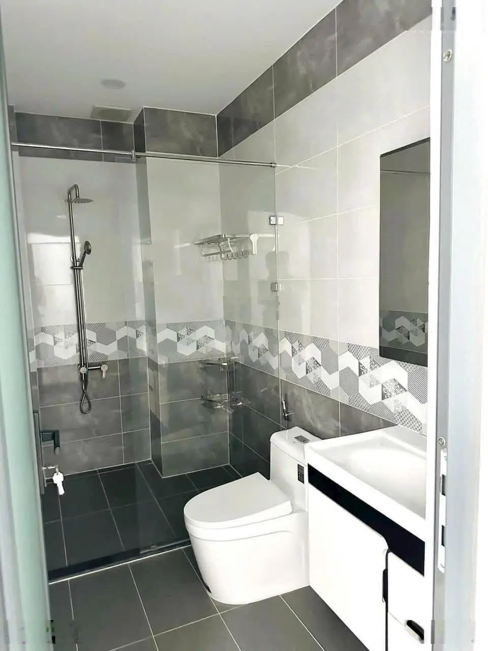 DUY NHẤT 1 CĂN NHÀ MT Nguyễn An Ninh TP Dĩ An 90m2 1T1L sổ riêng phù hợp kinh doanh ngay TTHC Dĩ An