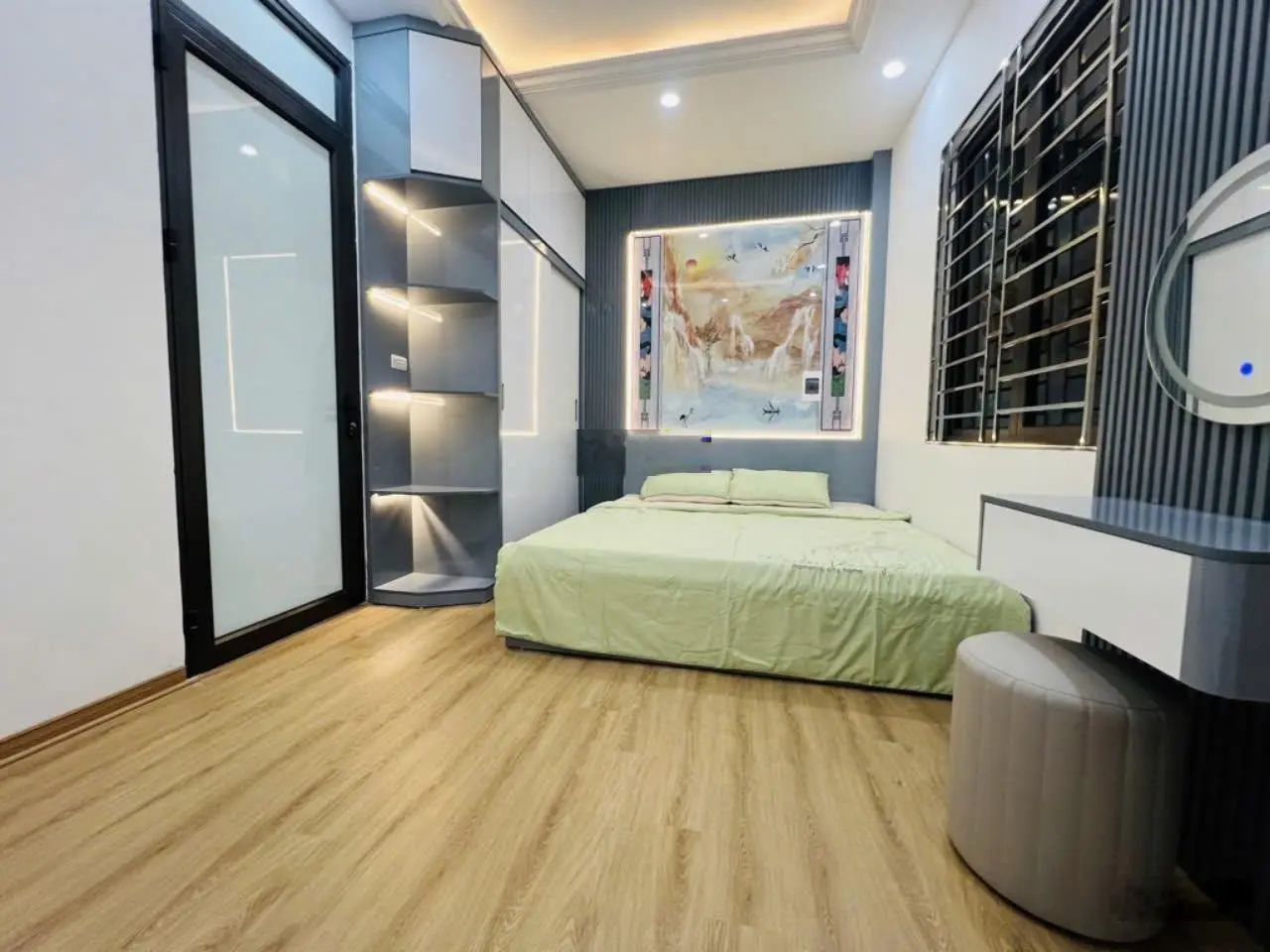 Nhà xây mới. Nội thất đầy đủ. Tổng diện tích sử dụng 165m ,nhà Đại Từ - Hồ Linh Đàm.