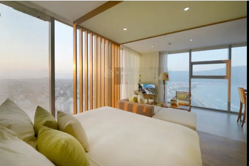 Hàng hiếm! Duy nhất căn góc tầng cao trực diện biển Mỹ Khê Fusion Suite, sẵn sổ hồng lâu dài