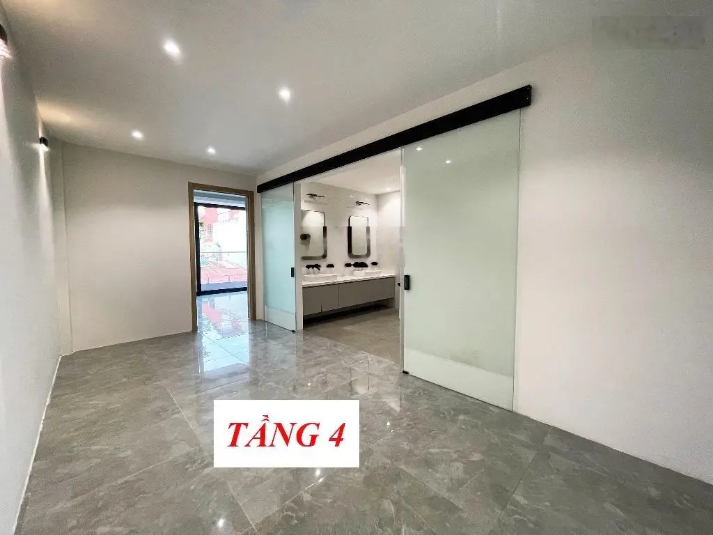 Nhà phố giá 27,3 tỷ VND tại Phố Yên Lạc, Hà Nội