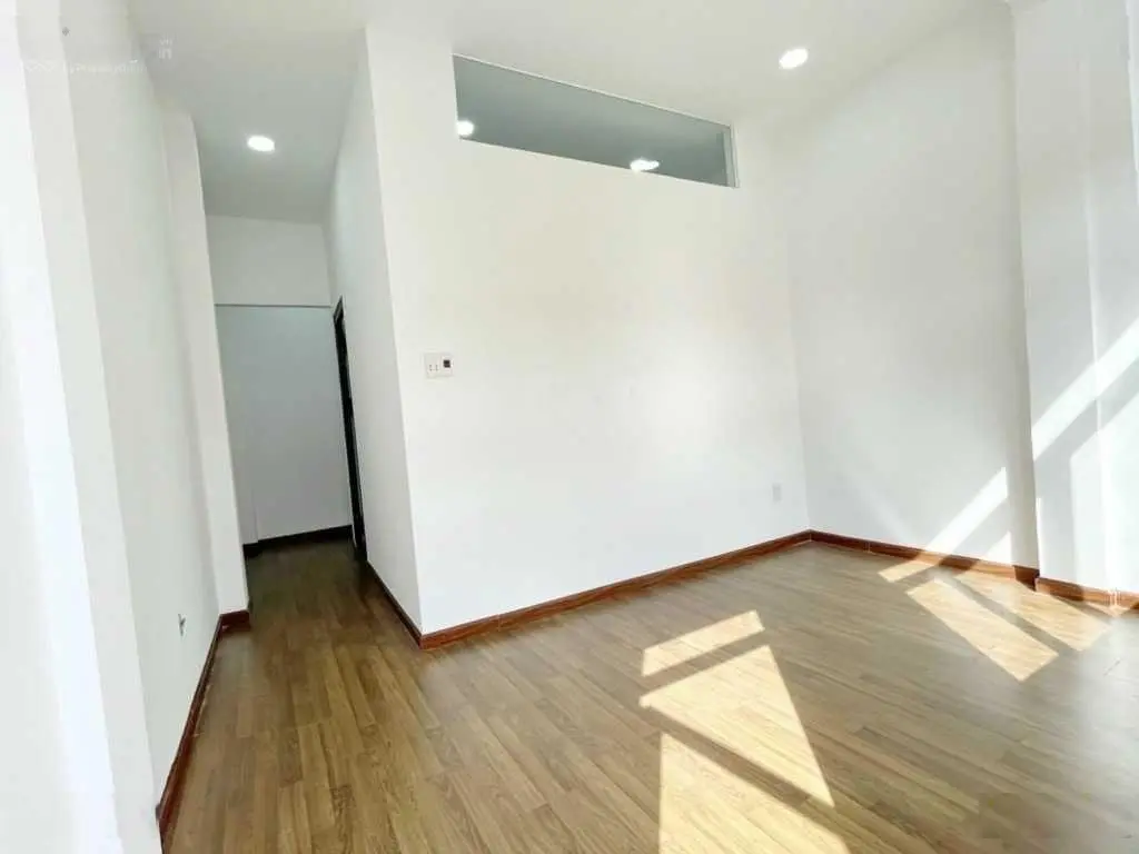 Nhà đẹp - HXH - SHR - dòng tiền 8tr - Lâm Văn Bền - nhỉnh 3 tỷ thương lượng