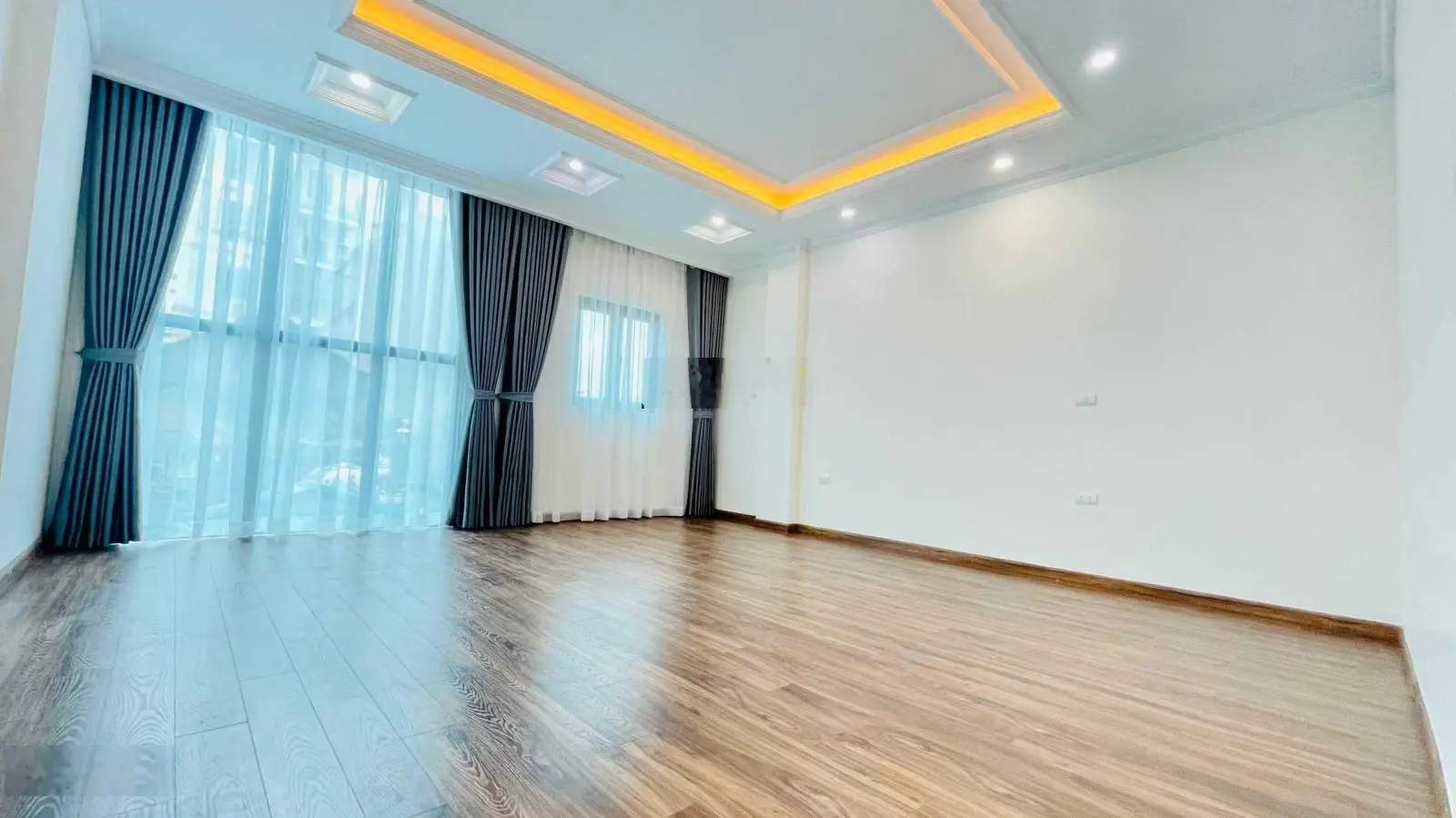Bán toà building phố Lê Đức Thọ - Nguyễn Hoàng, Nam Từ Liêm 120m2 xây mới 9 tầng 1 hầm giá 43 tỷ