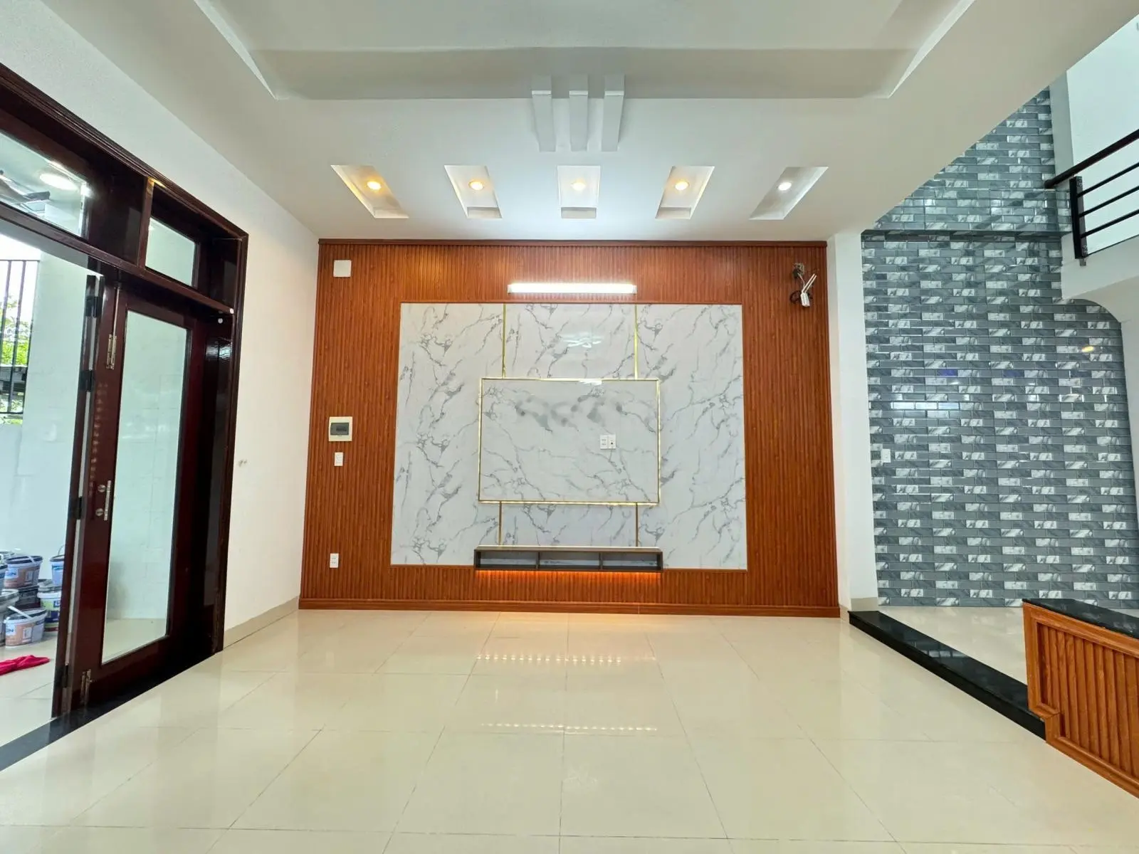 Chính chủ bán nhà 2 tầng 2 mê đúc đường 7,5m Lư Giang - Hòa Xuân - hướng Tây Bắc, vị trí đẹp