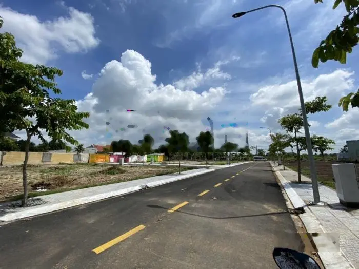 Đất nền Thị trấn Long Điền, cách vòng xoay Vũng Vằn 500m. Giá bán gấp 1 tỷ 680tr, có hỗ trợ vay vốn