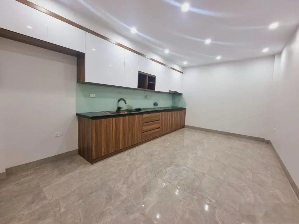 Bán nhà Thái Thịnh _ Đống Đa 52/56m2 _ 6 ngủ _ cách oto tránh 10m _ nhà mới xây _ sổ chính chủ