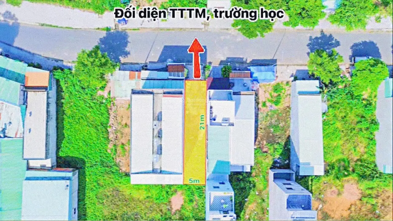 Bán đất chính chủ lô đất 105m2 vị trí nằm gần trường học và TTTM bệnh viện