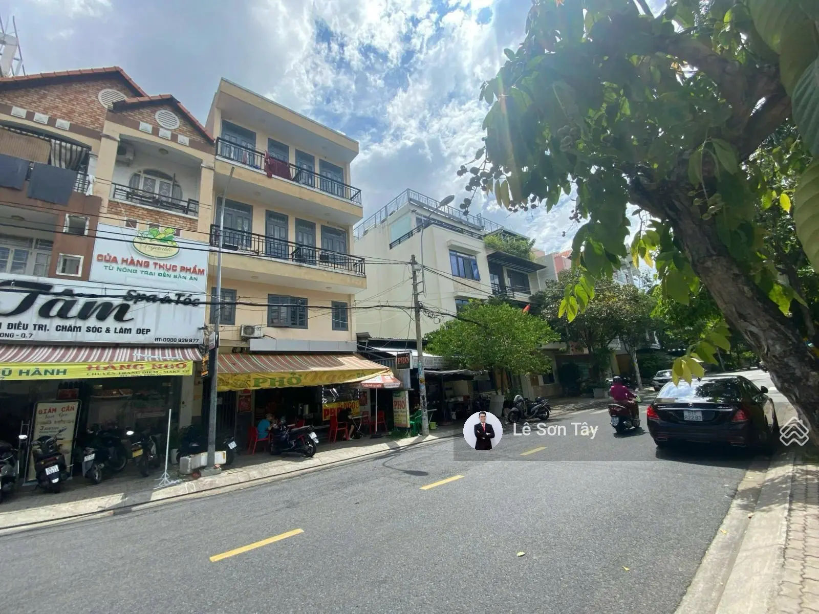Bán nhà KDC Tân Quy Đông, MT đường Số 40, Tân Phong l Q7. DT: 6m x 15m. Giá: 18.5tỷ. HĐT 44tr/tháng