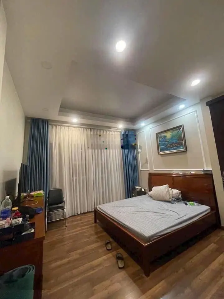 Bán nhà phố giá rẻ Bạch Vân/P5/Q5.Giá 2 TỶ 990 DT 70m2 gần chợ Hòa Bình,cho thuê nhà 30tr/tháng