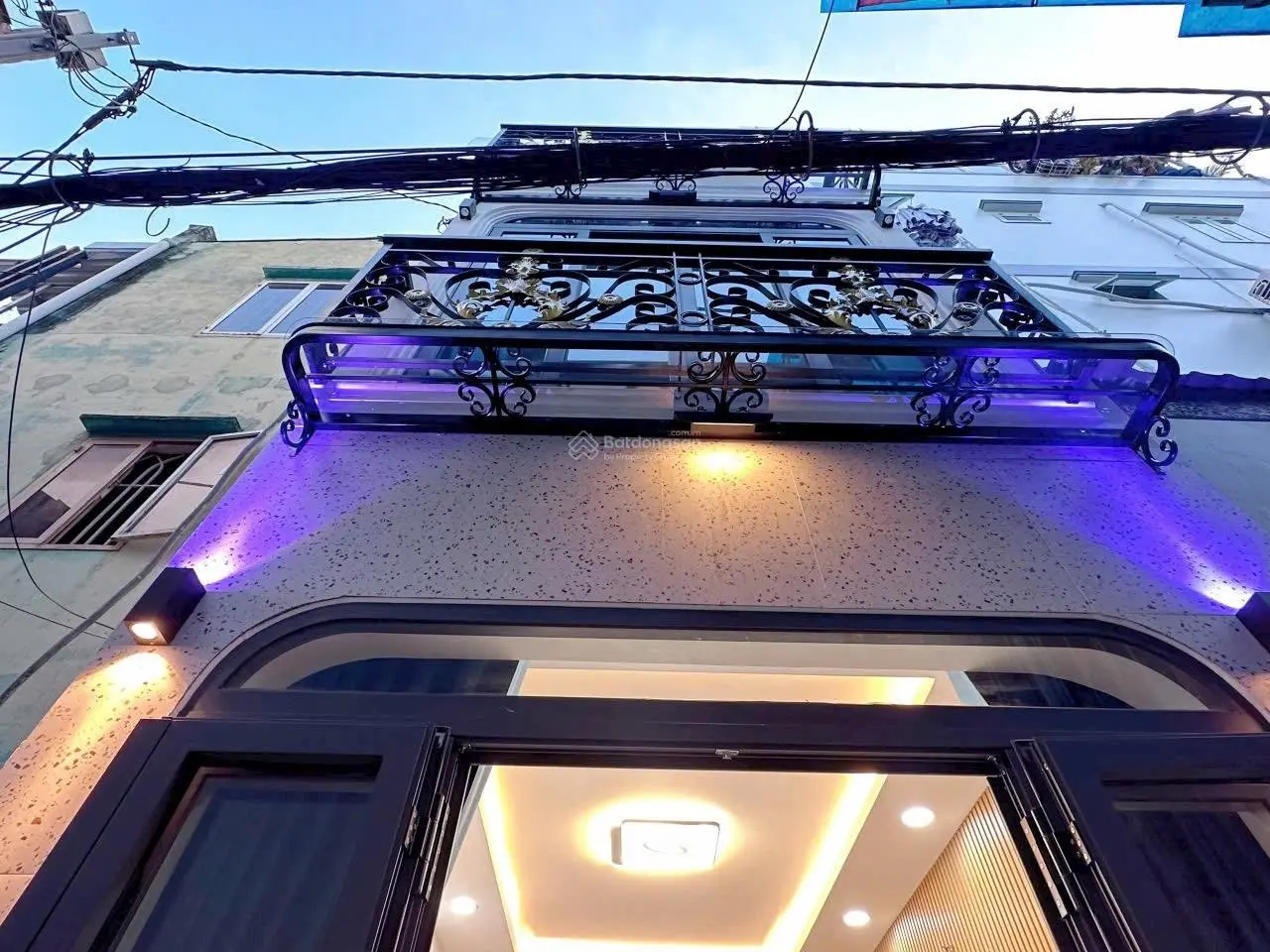 Bán nhà đẹp cách MT vài bước 3 tầng giá tốt 3.5tỷ Thích Quảng Đức Phú Nhuận