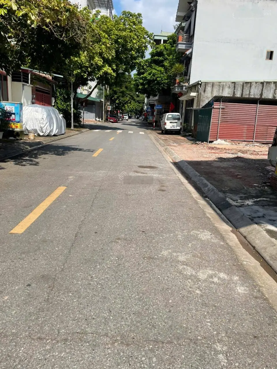 Phố trạm long biên 100m2 đất lô góc oto tránh kinh doanh sổ vuông chỉ hơn 100tr/m2