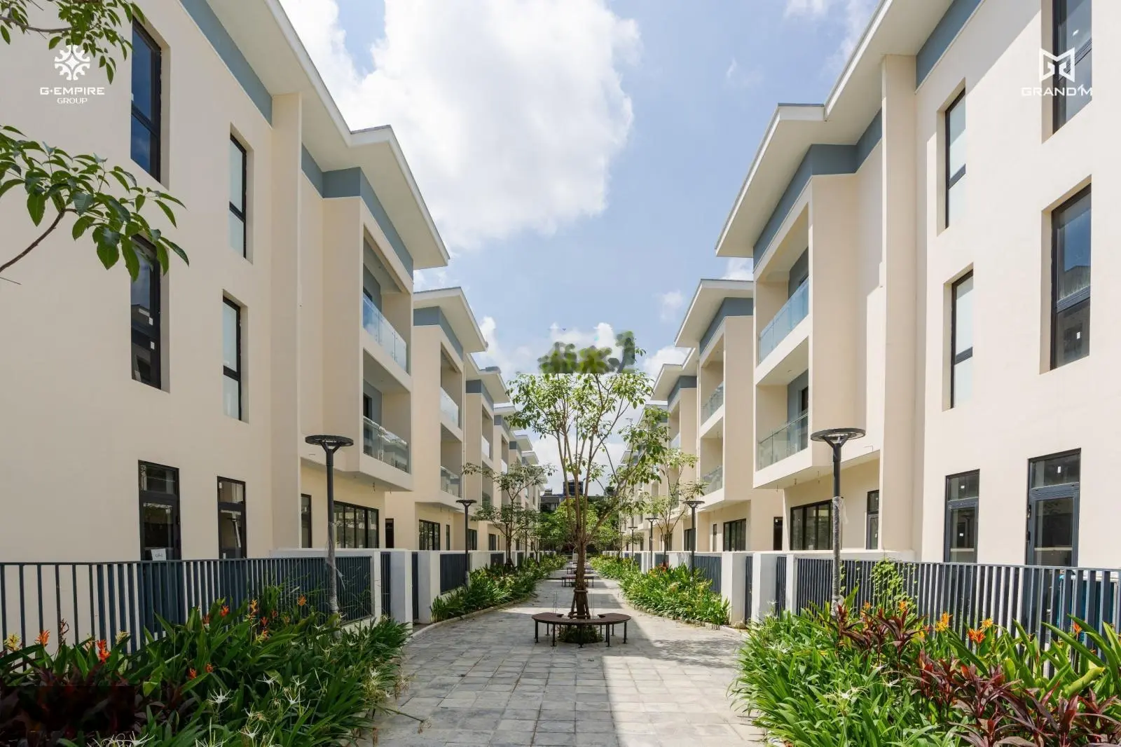 Bán Lô 198m2 sát Đường Lê Quang Đạo 1 nhà Đường 23.5m giá 275tr/m2 tháng 10 thông đường tăng giá