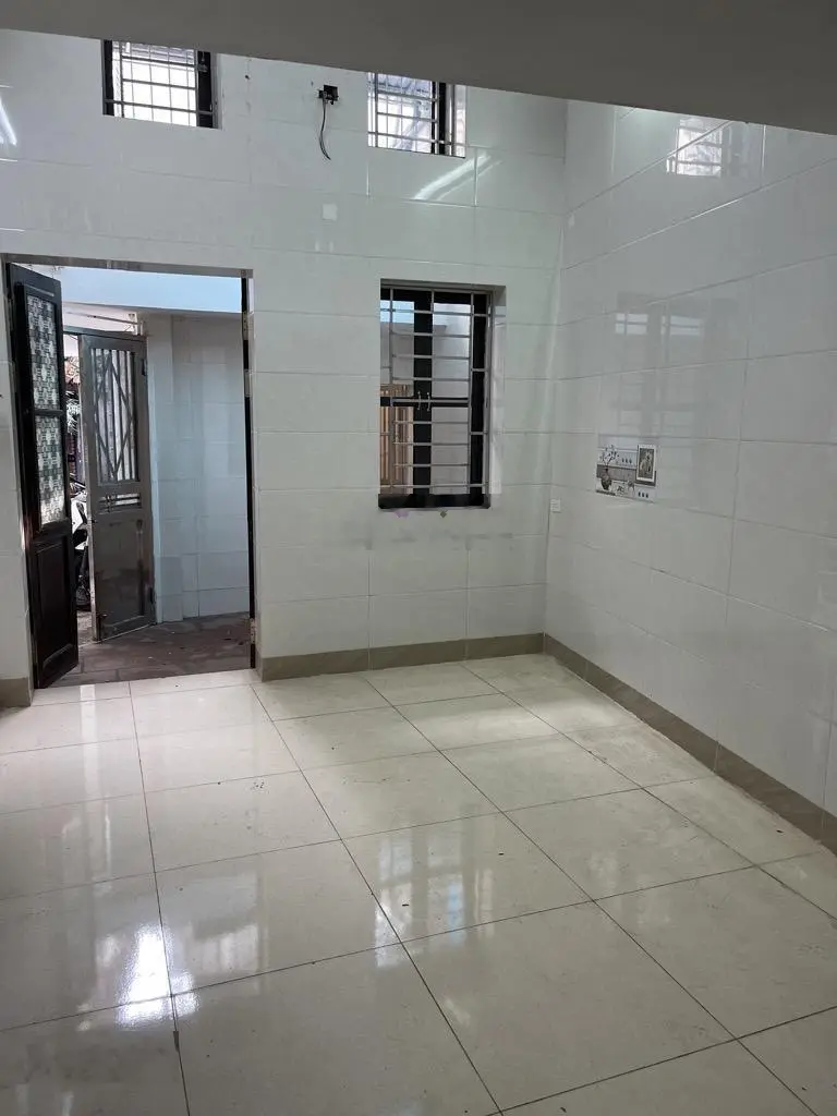Trung tâm ba đình - bán đất tặng nhà - ngõ thông ba gác phi - phố hiếm nhà bán