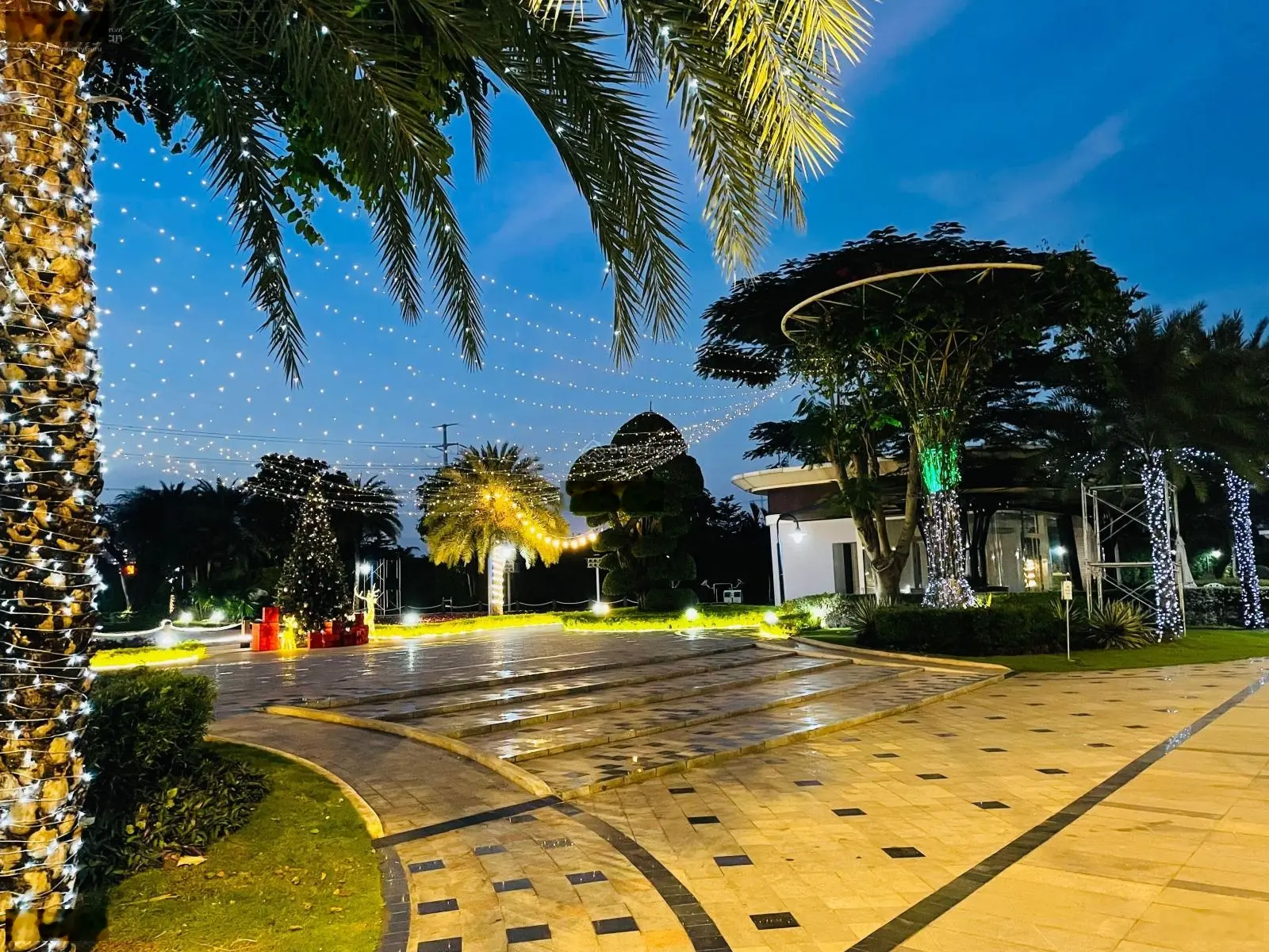 Bán Verosa Park Khang Điền - nhiều căn giá tốt - Đi Xem Nhanh 0966 514 ***