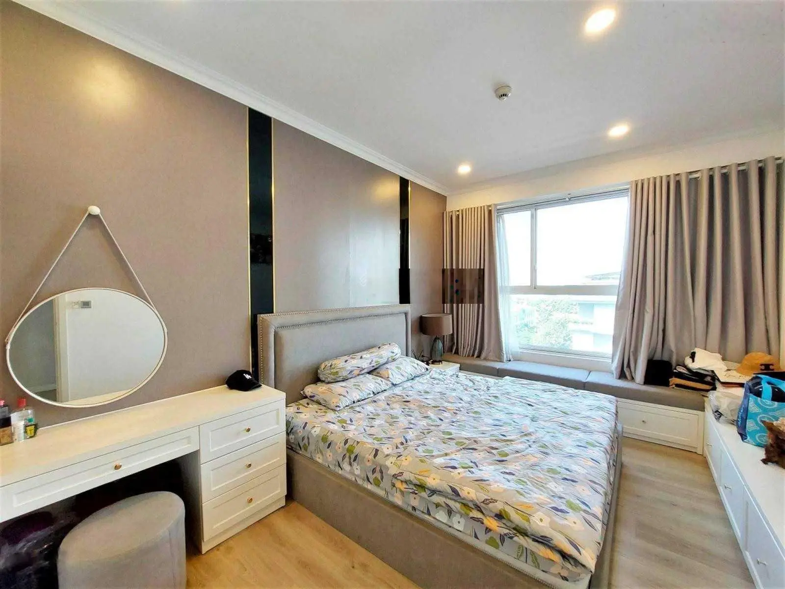 Bán căn 3 phòng ngủ, 105m2, siêu đẹp, view hồ bơi, 6.4 tỷ Golden Mansion, 119 Phổ Quang, Phú Nhuận