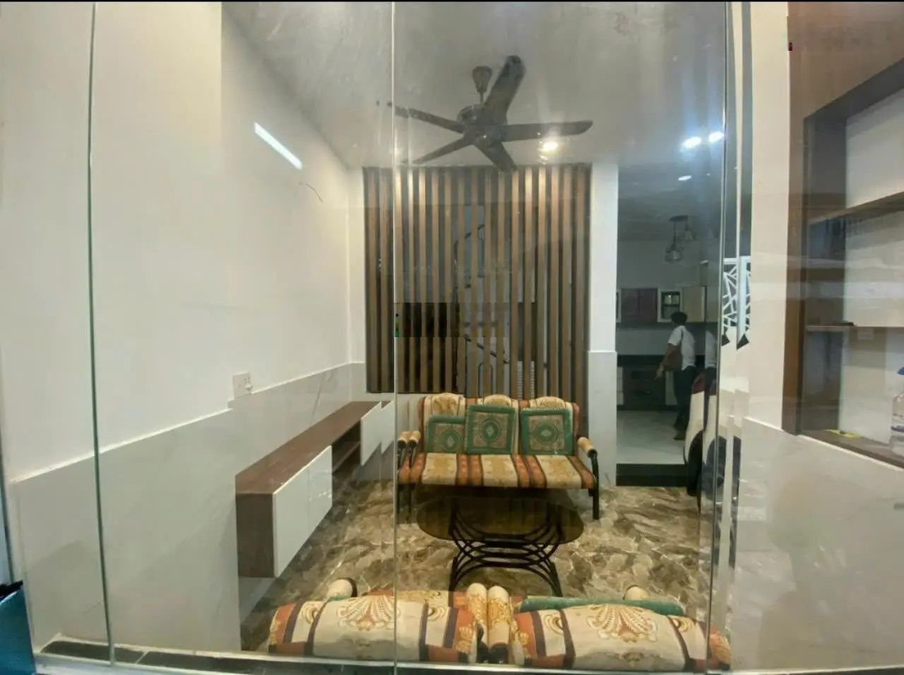 Bán nhà HXT 8m Nguyễn Oanh, P17 - Khu Cư Xá Lam Sơn + 4 Tầng ngang 6m & giá 8,8 tỷ TL