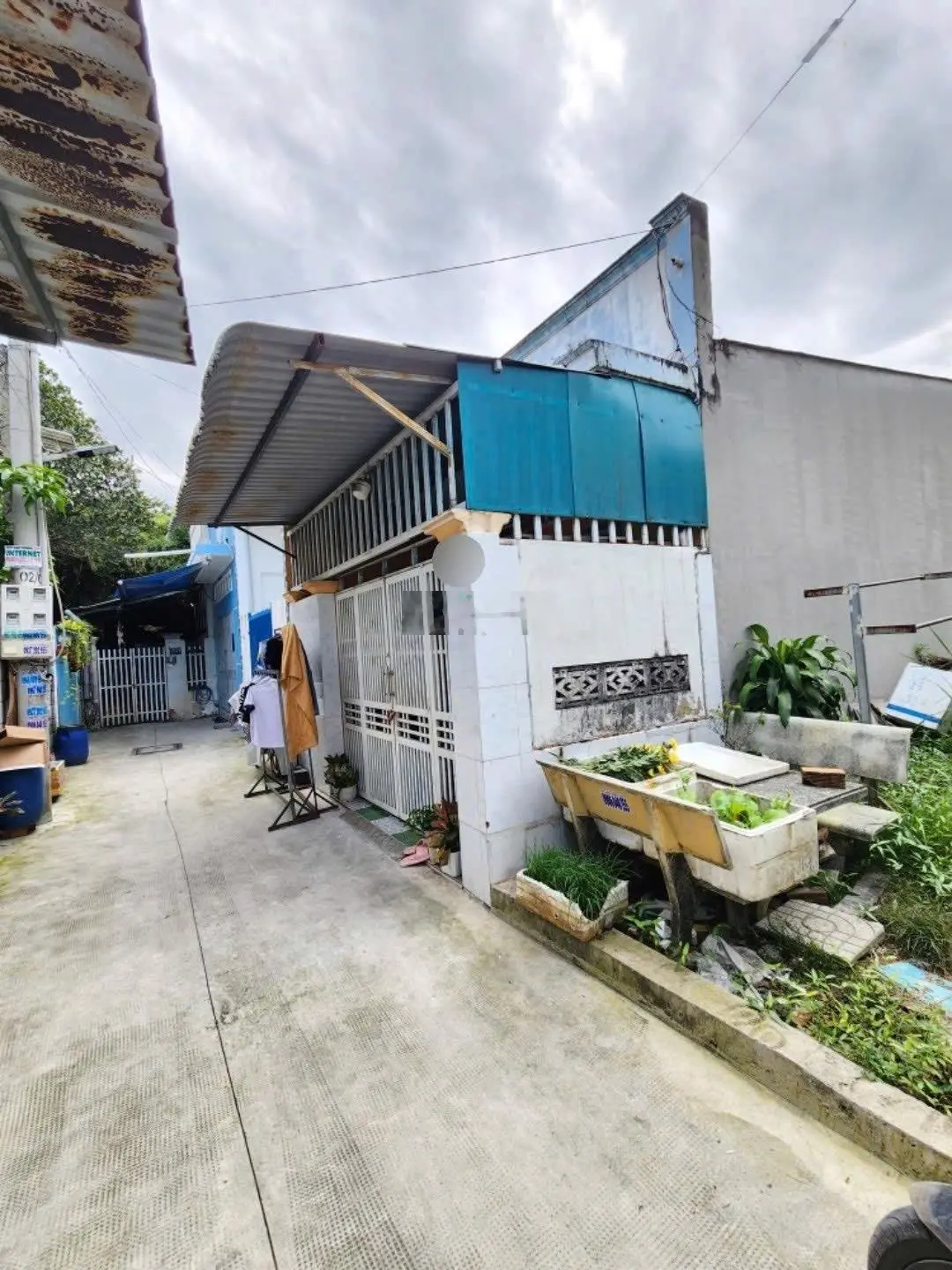 Nhà Trệt Lầu, Có Phòng Ngủ Dưới, Gần Trubg Tâm Hành Chính Dĩ An