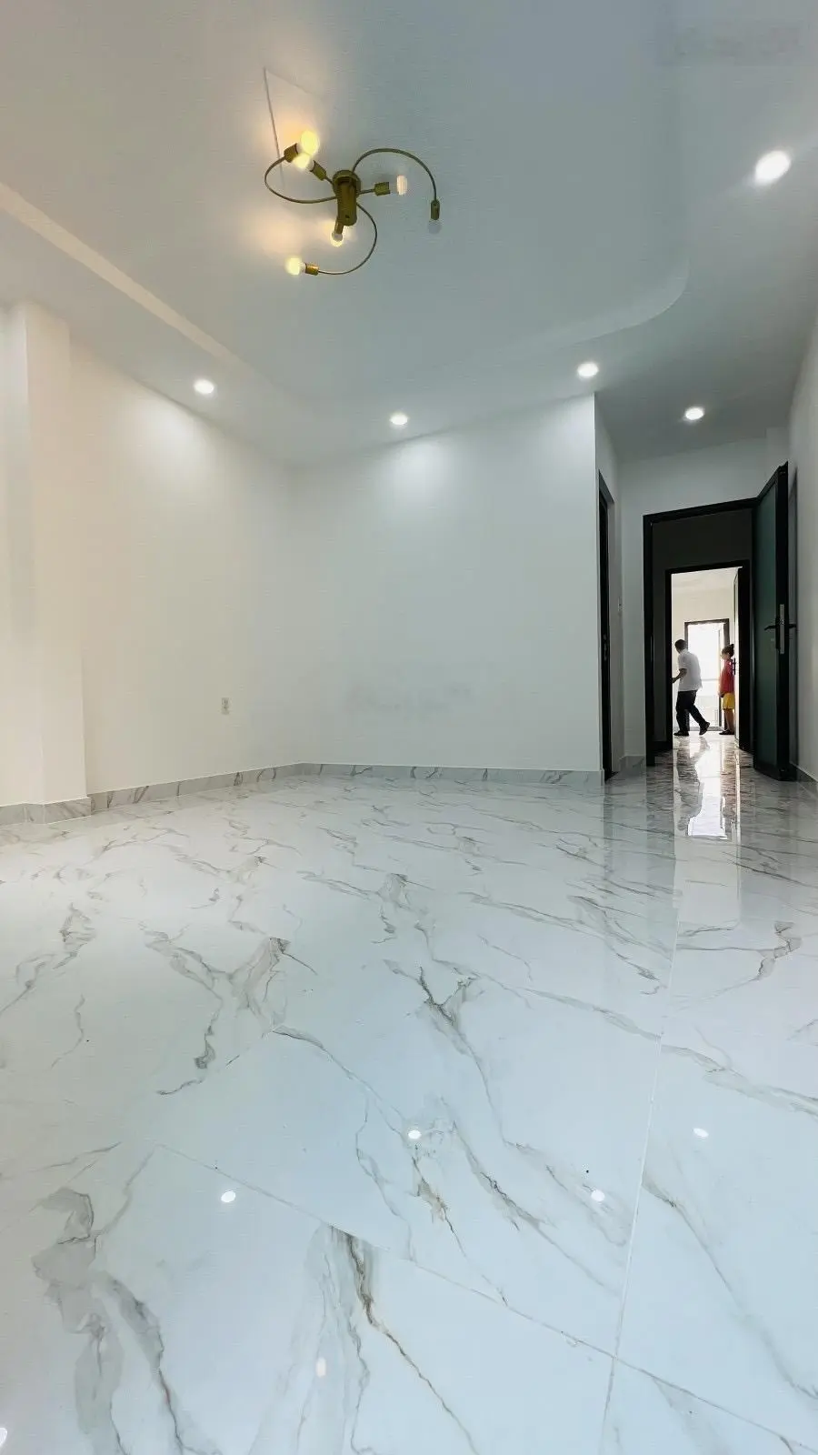 Bán nhà đẹp HXH Dương Bá Trạc - 66m2 ôtô ngủ Nhà - khu dân trí, an ninh - hoàn công đầy đủ