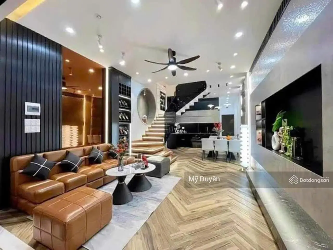Sở hữu ngay căn nhà tiện nghi 1trệt 1lầu, 112m2, tại đường Đinh Đức Thiện, sau chợ Bình Chánh, SHR