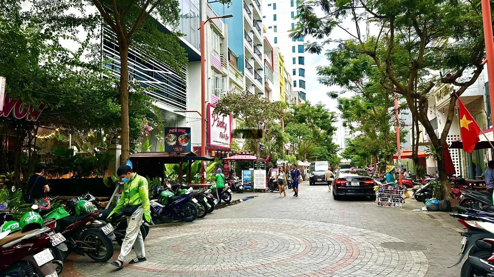 Bán đất diện tích lớn 625m, ngang 29m, mặt tiền đường Ngô Thì Sĩ khu Phố Tây, trục thông biển