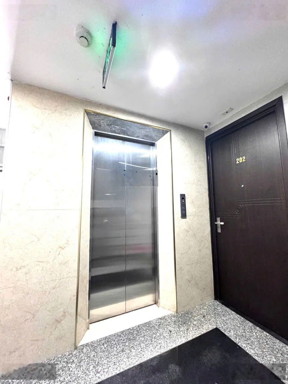 Chủ nhà rất gấp bán giảm mạnh 300tr cho siêu phẩm toà căn hộ cạnh cầu Rồng doanh thu 60tr/tháng