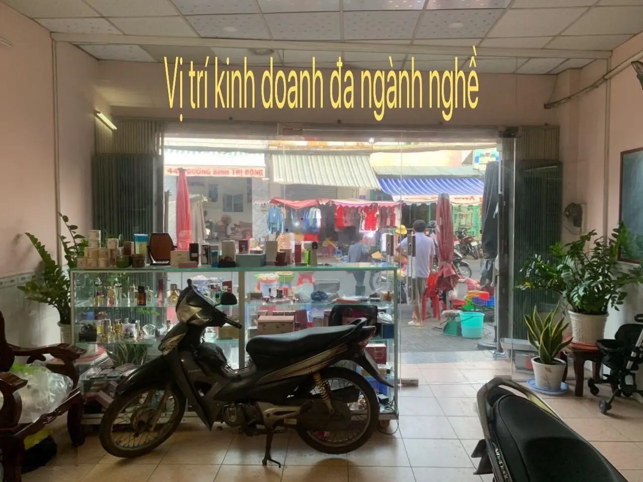 BÁN NHÀ MẶT TIỀN CHỢ BÌNH TRỊ ĐÔNG, BÌNH TÂN, 5x18M, 1 LẦU, 2PN, BUÔN BÁN SẦM UẤT