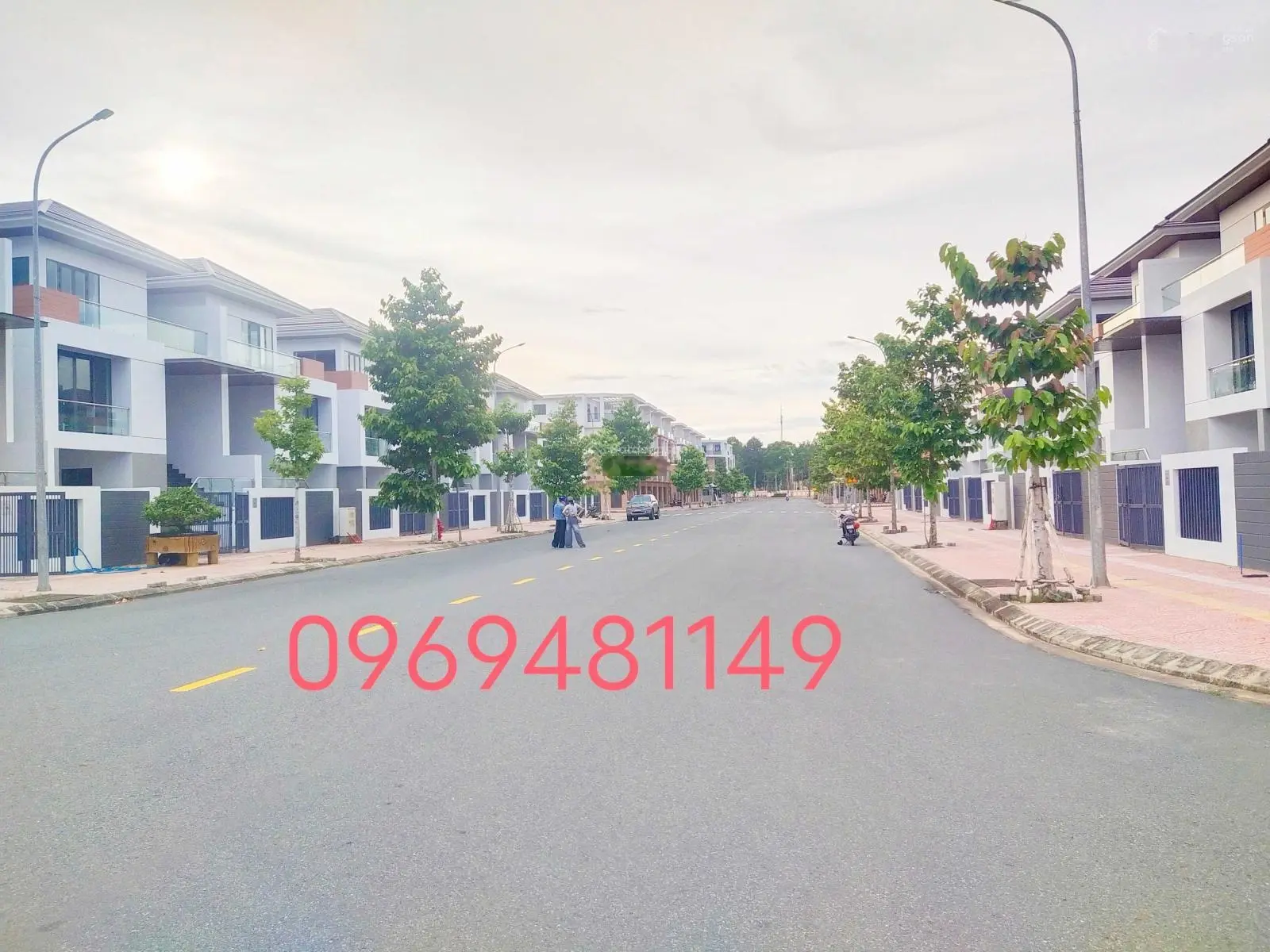 Nhà phố liền kề, phố thương mại, biệt thự