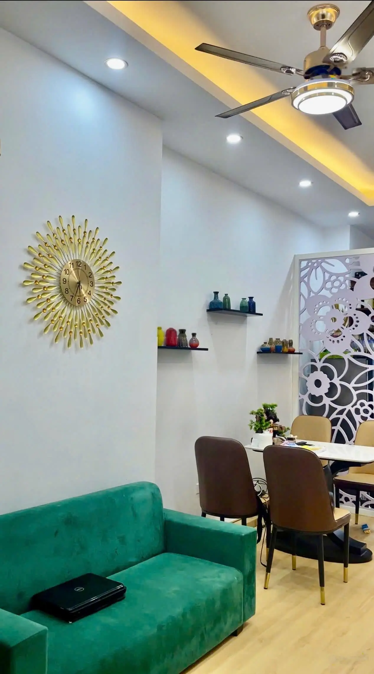 Giá tốt nhất khu vực, bán căn hộ 2PN, 2VS CT10 Đại Thanh - nhà đẹp như ảnh chỉ 2, x tỷ