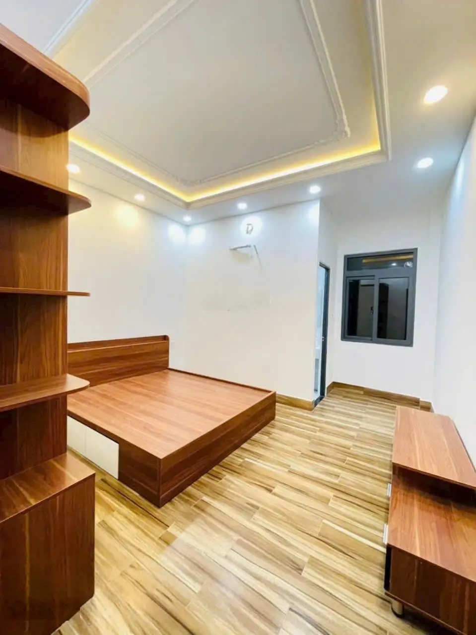 Bán nhà 5 tầng, kdc centerhome riverside, đường 11 trường thọ, sát vành đai 2, giá 8.5 tỷ tl.