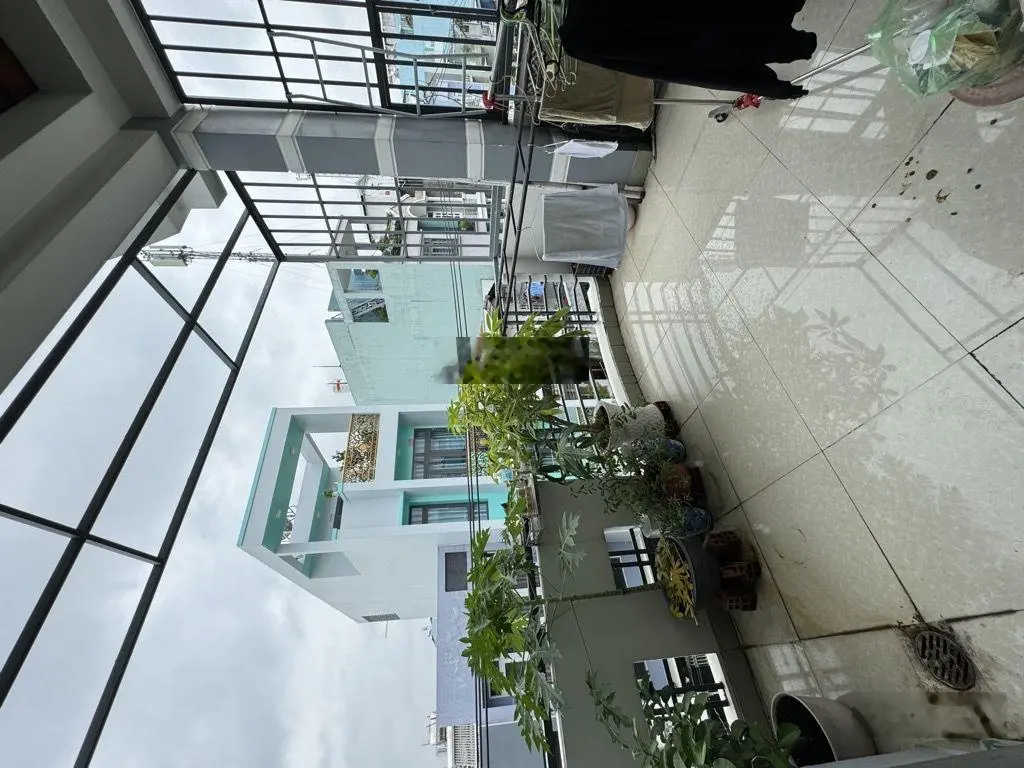 Bán nhà Âu Dương Lân, 59m2, ngang 4,5, hẻm rộng, pháp lý chuẩn, sổ hồng cất két, 4 tầng vào ở ngay