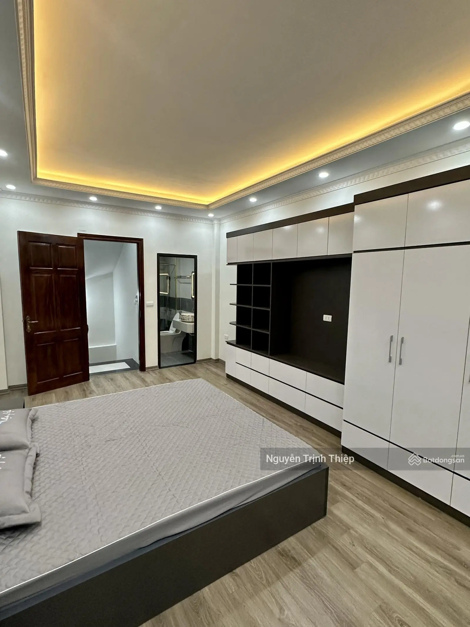 Bán gấp nhà full nội thất Cổ Nhuế Bắc Từ Liêm. DT 35m2 x 5 tầng. Giá 5.15 tỷ