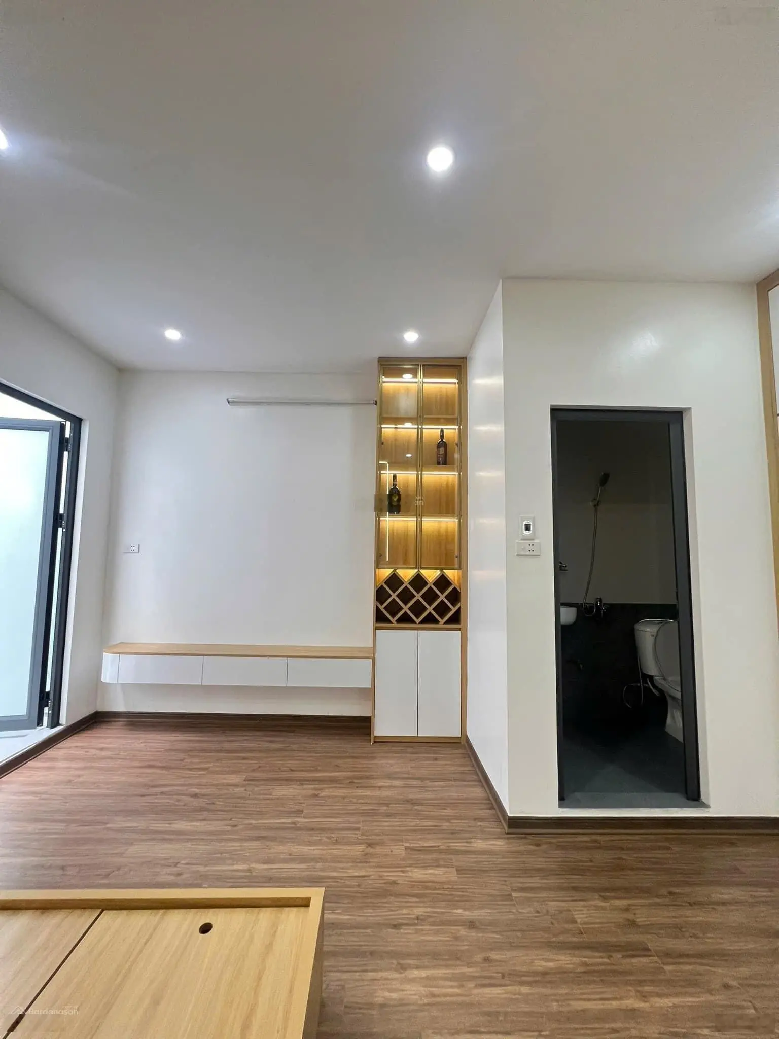 Hiếm hot bán nhà trung tâm Đống Đa 38m2 - tặng full nội thất - giá quá ngon chỉ 4,95 tỷ