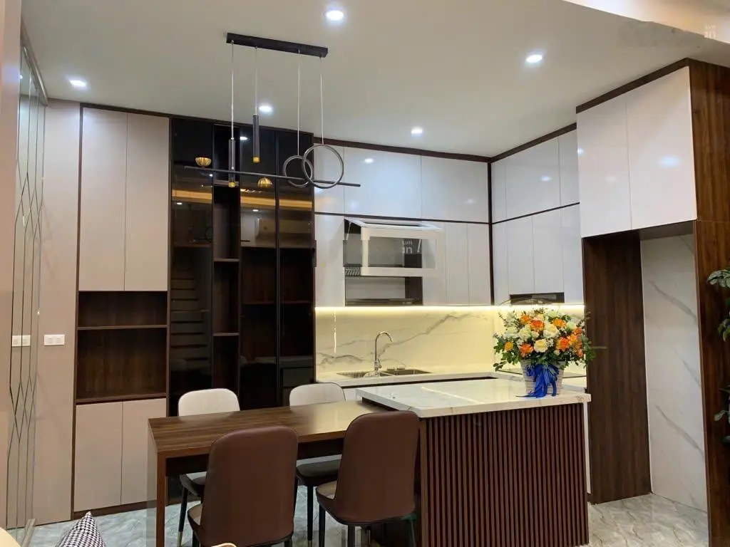 HIẾM !! Ô tô đỗ cửa | Kinh Doanh | Sổ vuông vắn | 42m2 Phố An Dương | 7,5 Tỷ ( có TL )