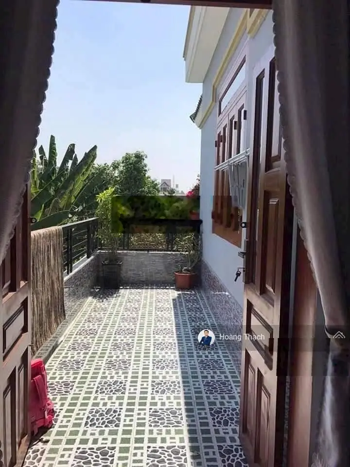 Nhà 1 trệt 1 lầu chợ Dĩ An 1 ngang 6m đường thông giá rẻ