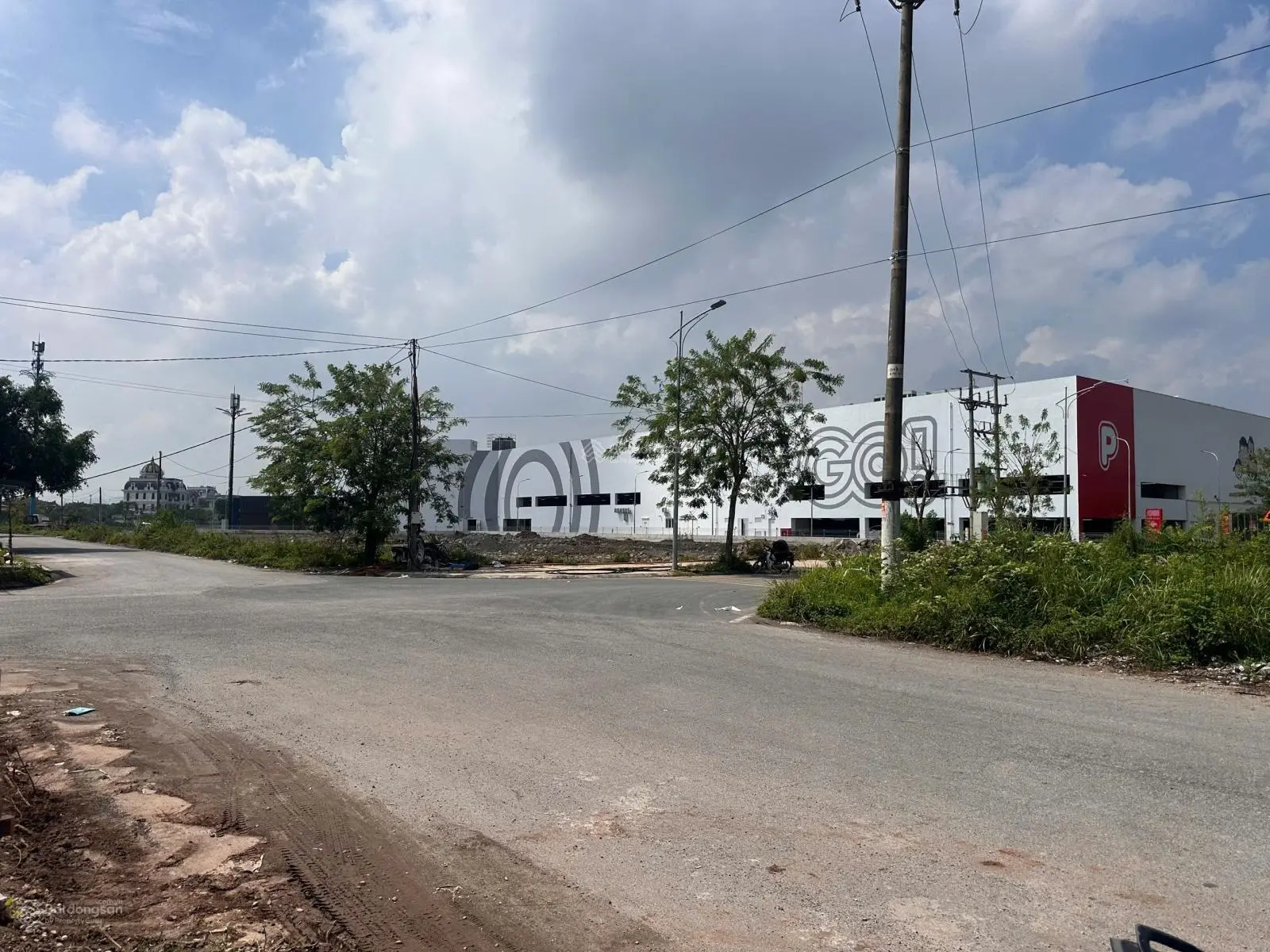 Cần bán gấp đất biệt thự 206m2 gần Go Hà Nam giá chỉ nhỉnh 14 tỷ